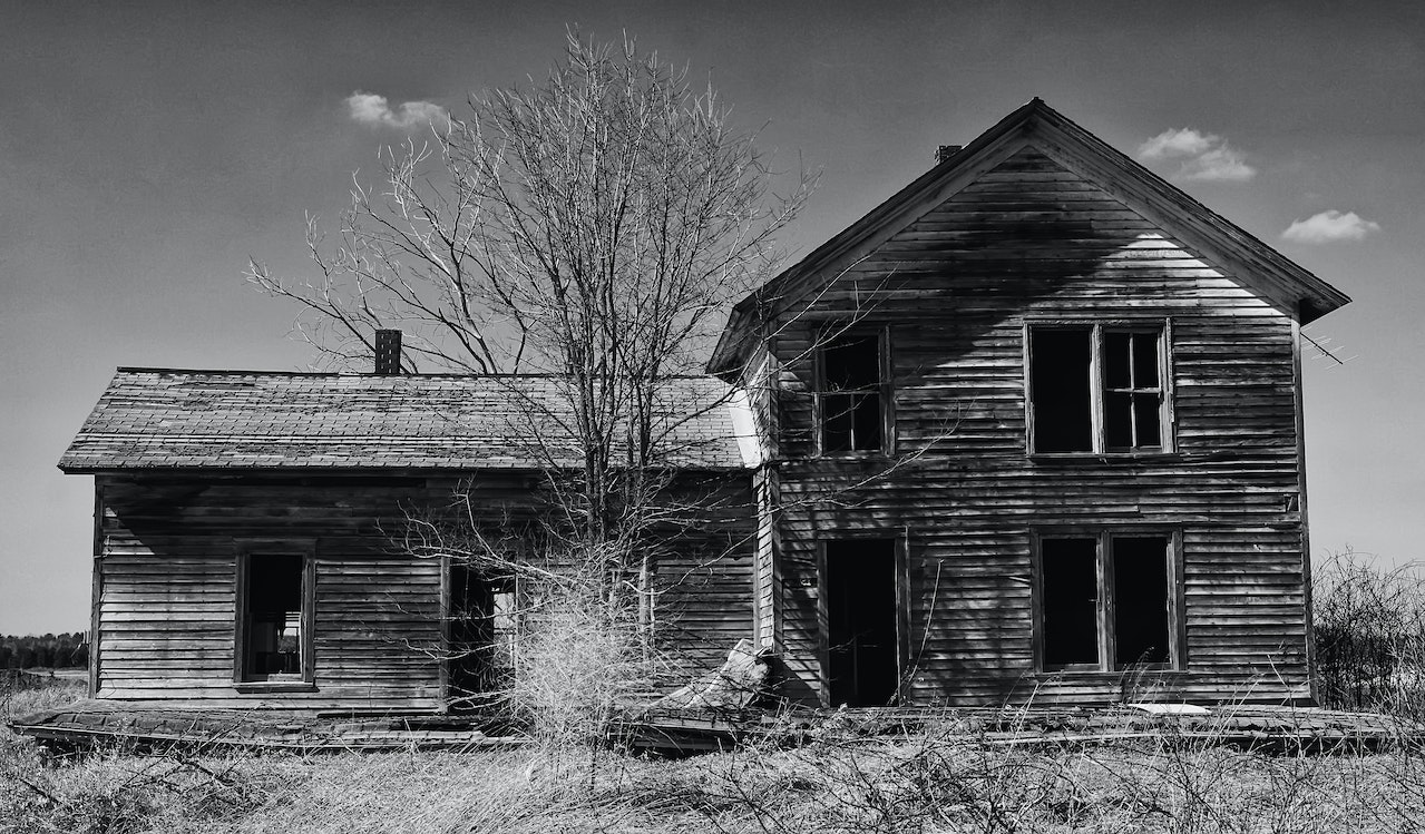Grayscale Shot Old Structure House