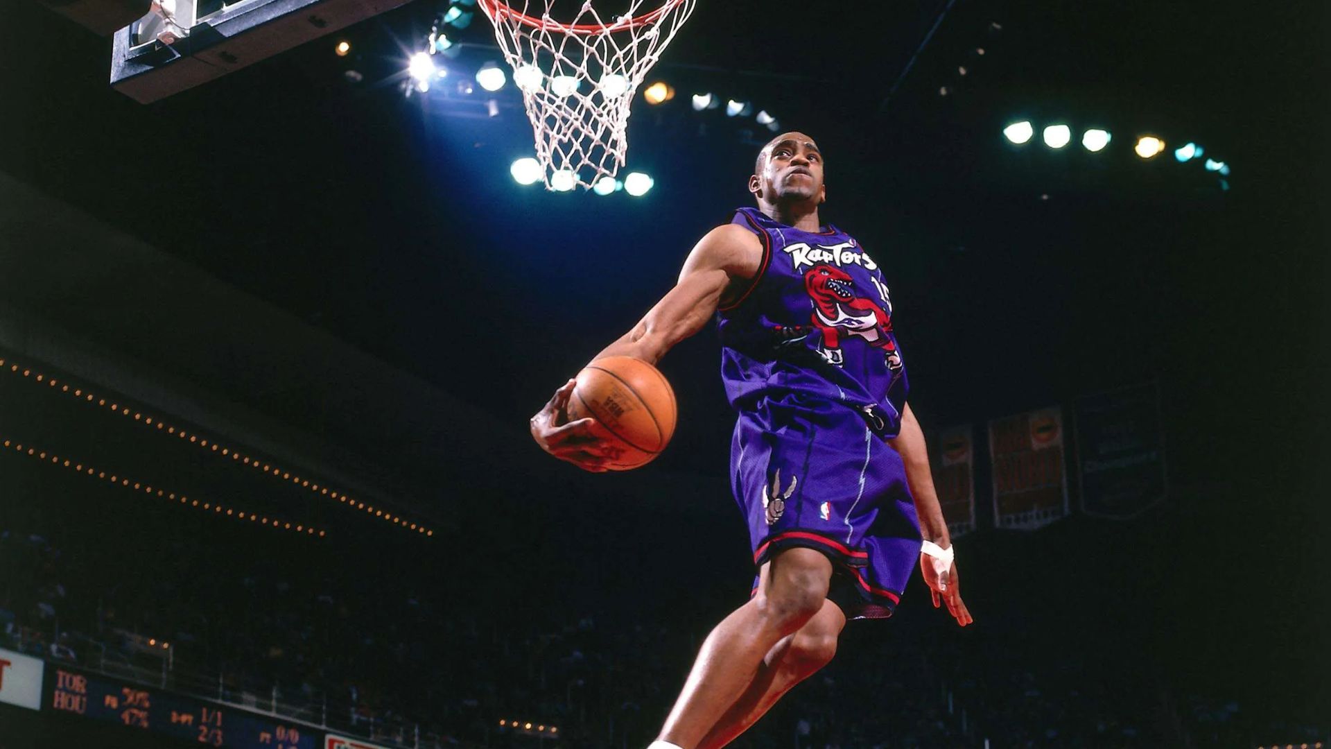  Young Vince Carter Dunking A Ball