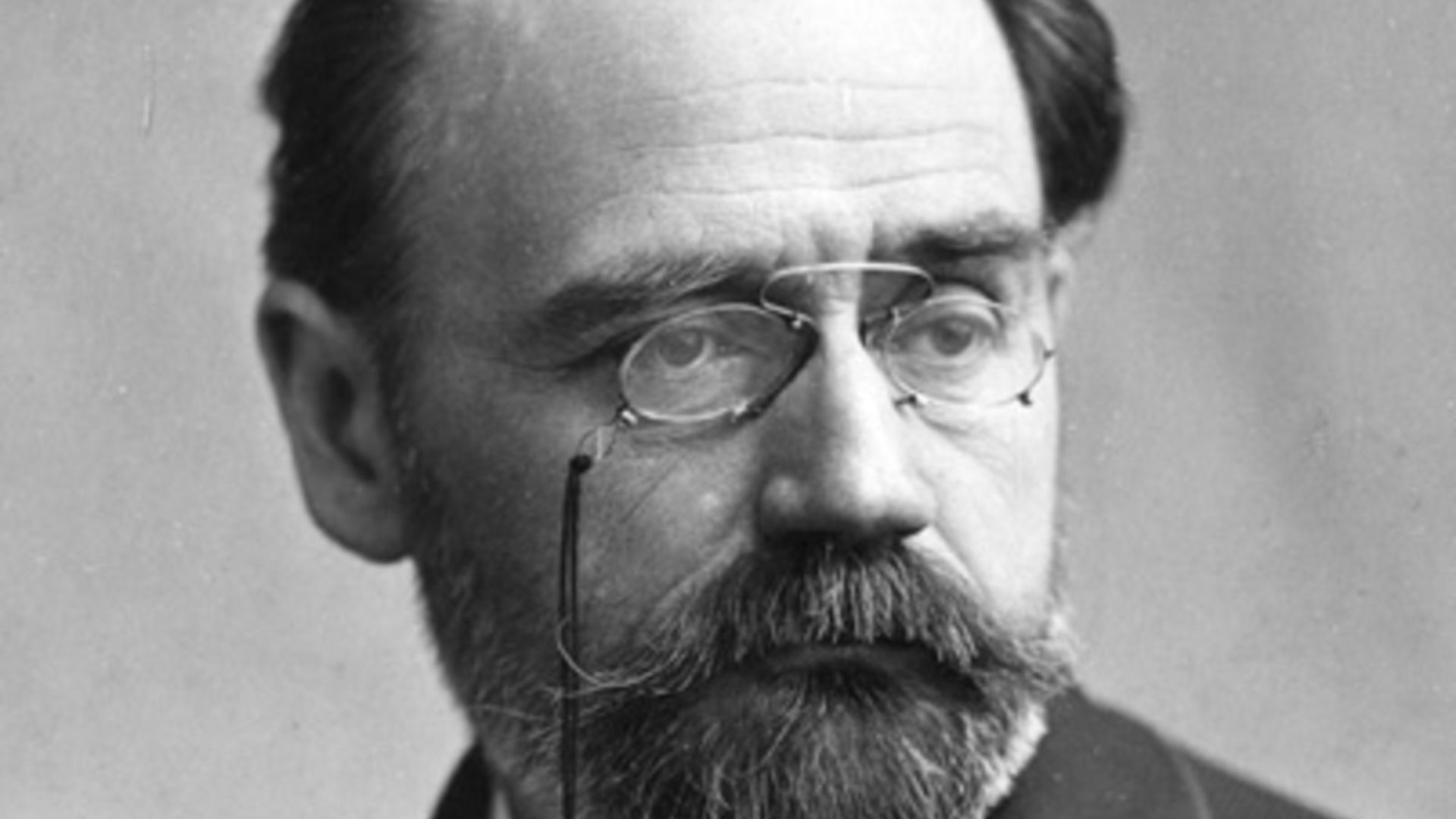 Émile Zola Wearing Glasses 