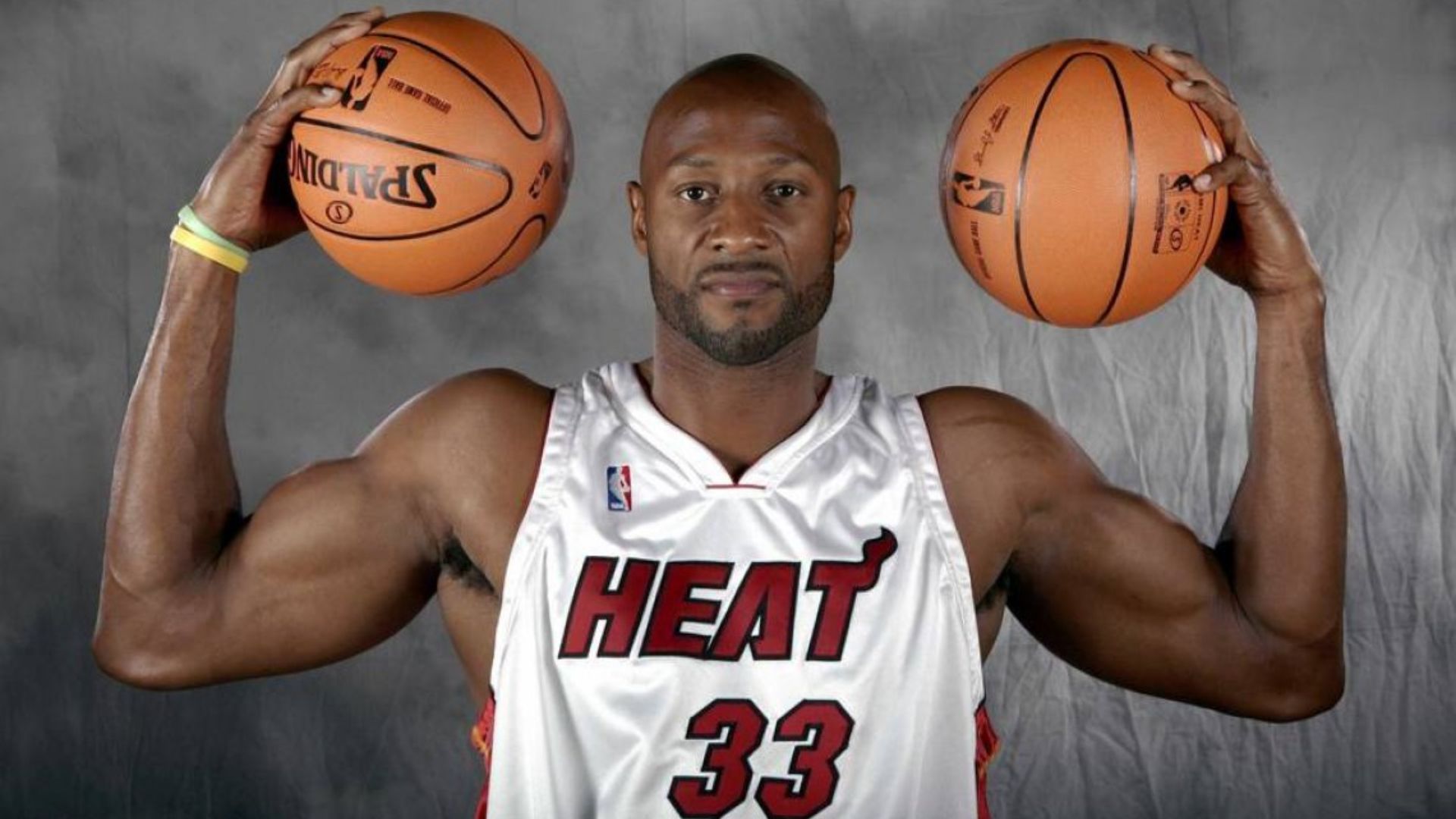 Alonzo Mourning With Basketball