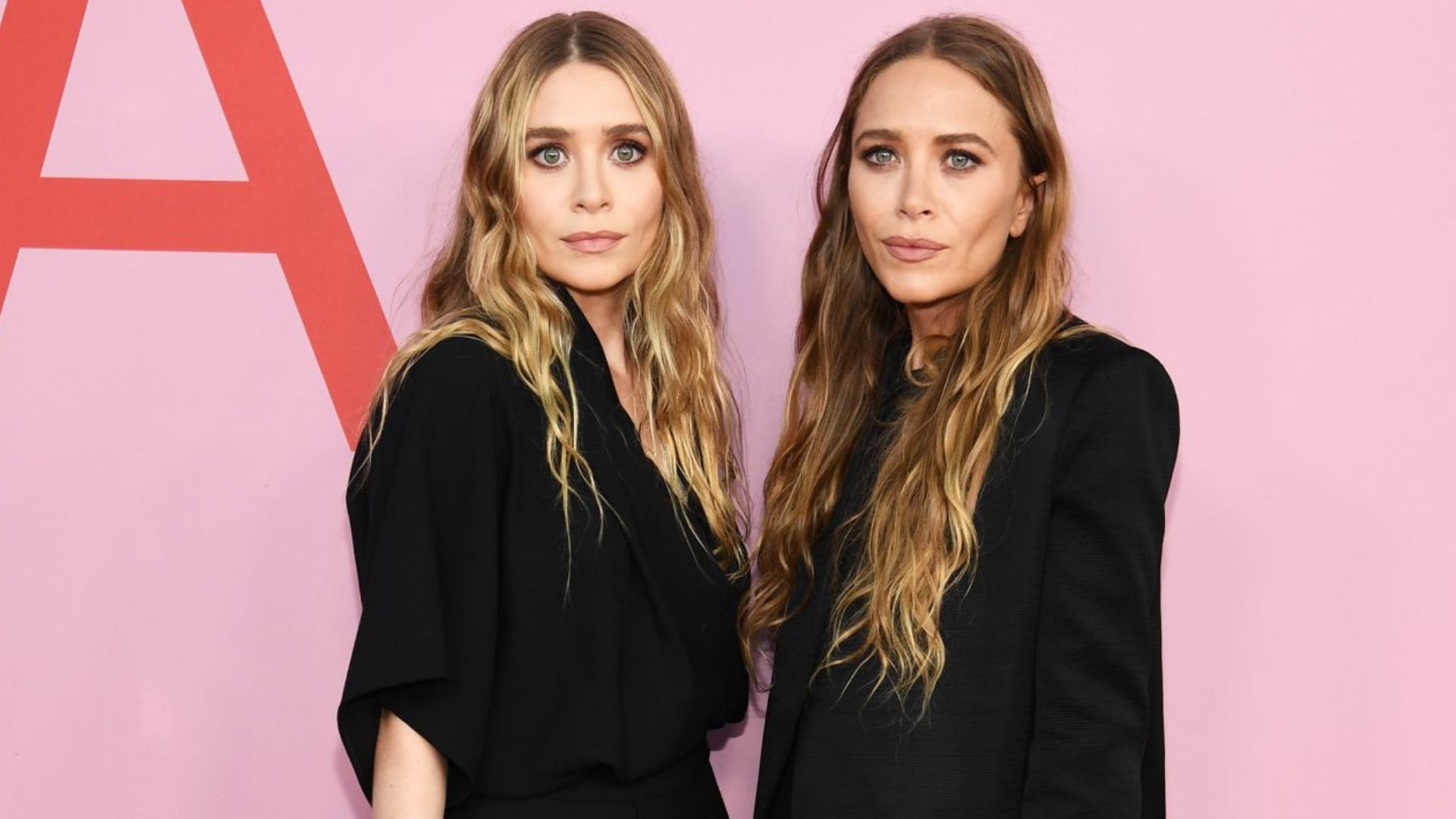 Mary-Kate and Ashley Olsen Looking Straight Into The Camera